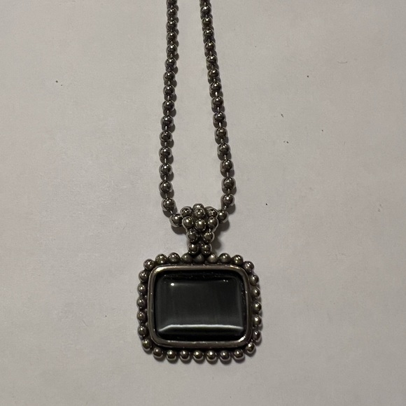 Square cats eye glass necklace - Picture 3 of 5
